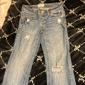 Aeropostale Women's Light Blue Distressed Straight Leg Jeans